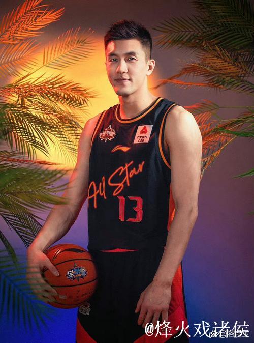 郭艾伦透露2年前曾想过离开 后来自己调整好了